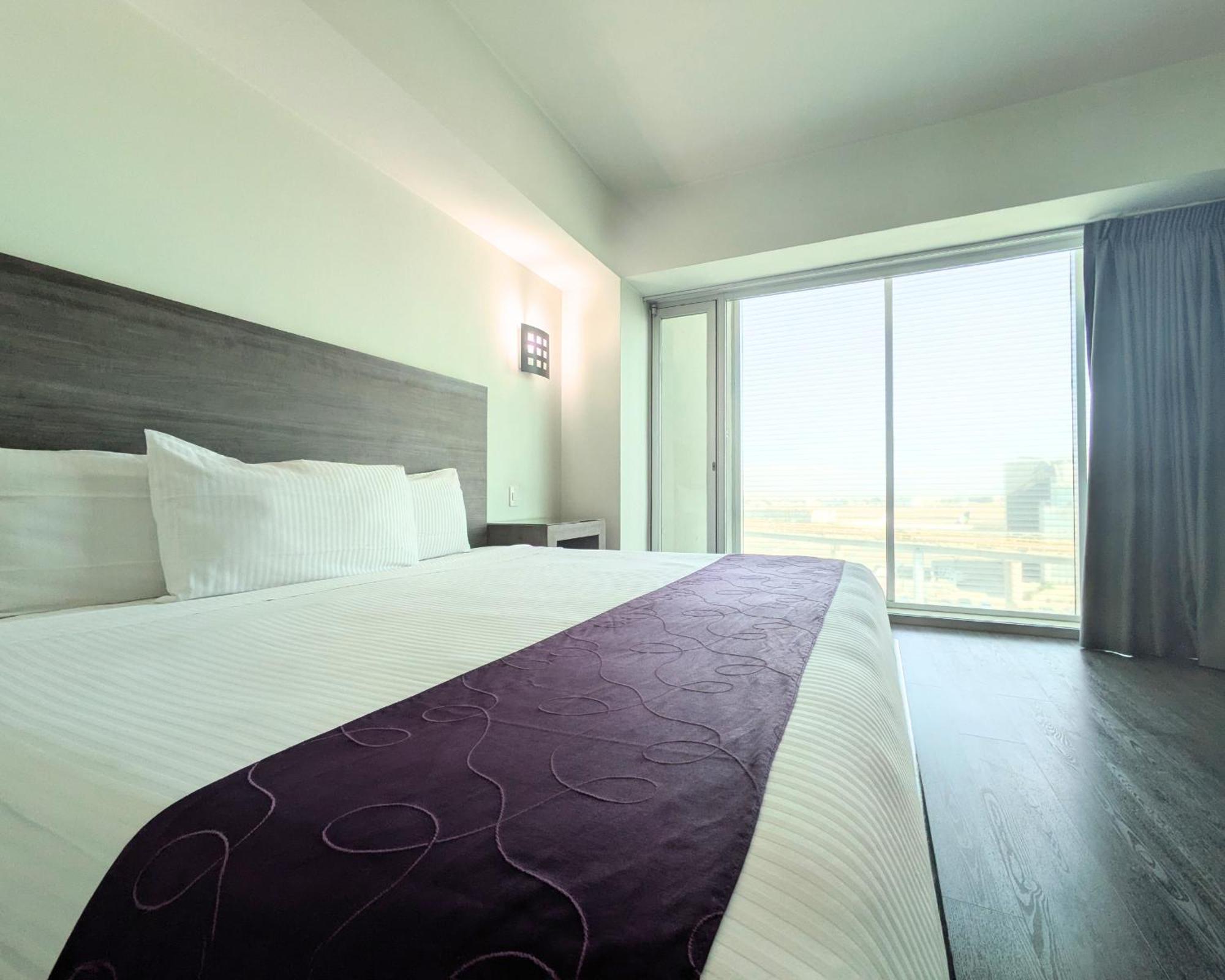 We Hotel Aeropuerto Kota Meksiko Bagian luar foto